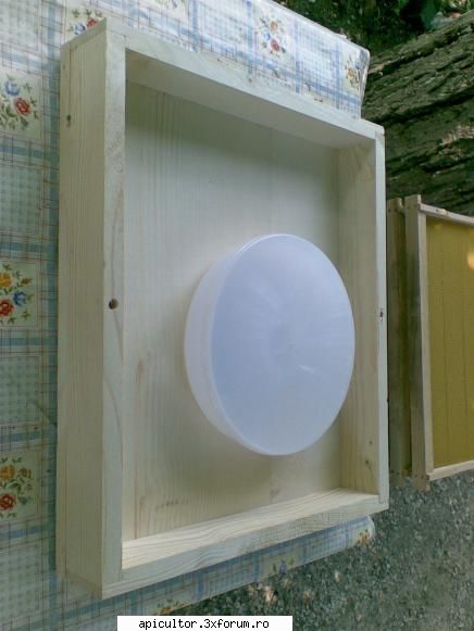 Hranitor Exterior - malebee - HRANIREA SUPLIMENTARA
