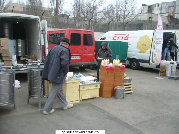 TARGUR APICOL GALATI 2011 - rica - TARGURI APICOLE