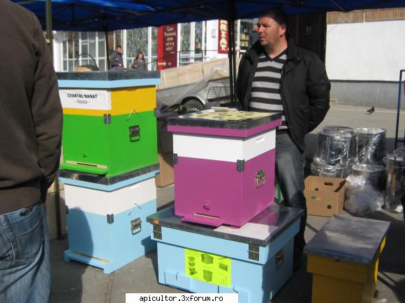 T�rgul Apicol Oltenia -Rm. V�lcea - eusebiu - TARGURI APICOLE