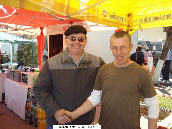 Targ apicol-�SĂRBĂTOAREA MIERII � BLAJ� - imediat dupa pupatura :) - TARGURI APICOLE