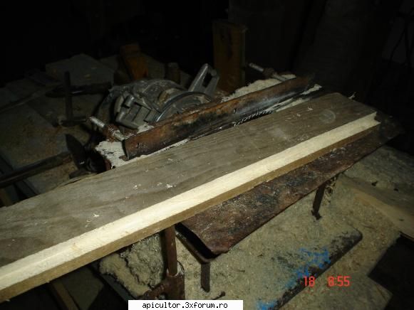 lemn pentru stupi in regie proprie - si produsul finit, un falt de toata folosinta - SCHITE SI PLANURI