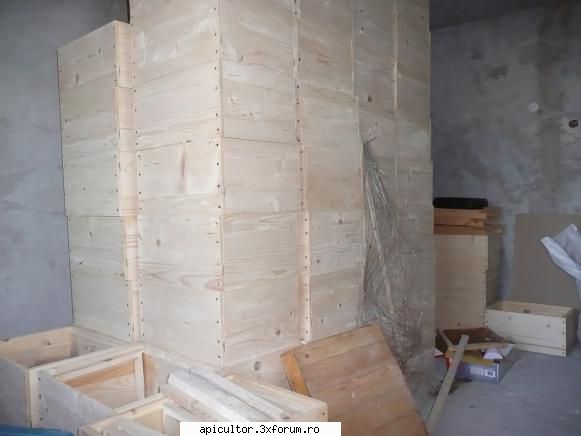 poze teinegru64 - Valy_cot e hotarat sa treaca pe acest tip de stup - POZE