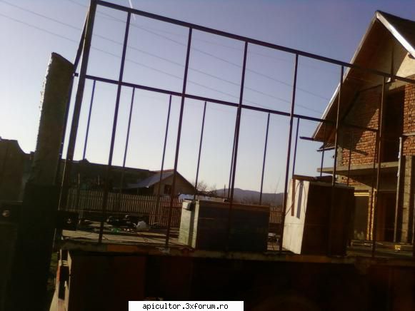 raba pavilion apicol - si incepe dixtractia - PAVILIONUL APICOL