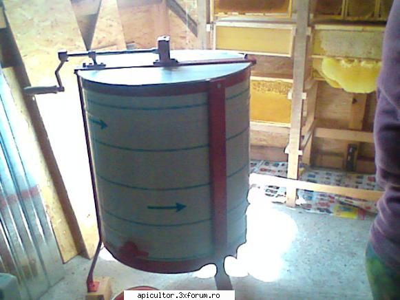 stupina mea - gabi - STUPUL VERTICAL CU MAGAZIN